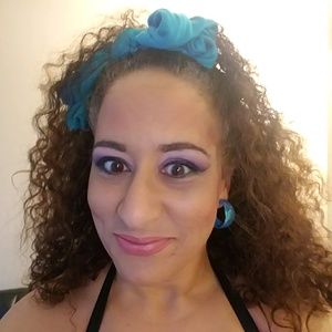 Meet your Posher, Richelle